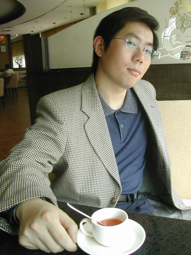 蔡骏近照